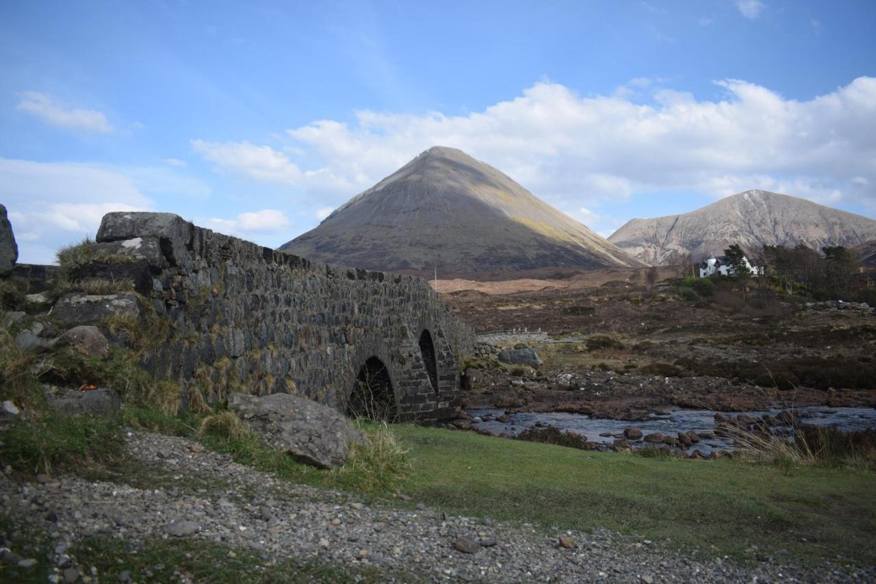 Skye Lodge Dunvegan Skye Exterior photo